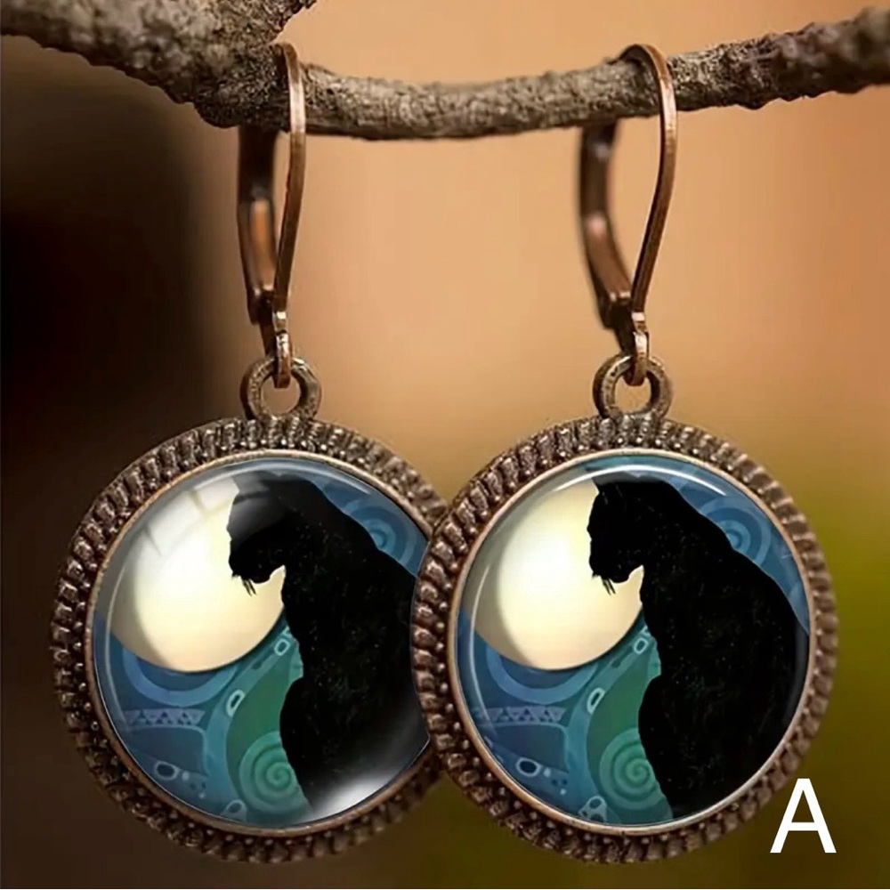 Kitty Round Dangle Earrings